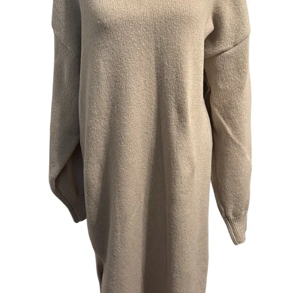 LE LIS full length maxi sweater dress - Picture 4 of 9